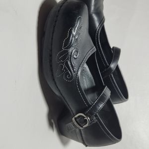 Dansko EU 39 Savanna Black Embossed Leather Mary Jane Clog super nice